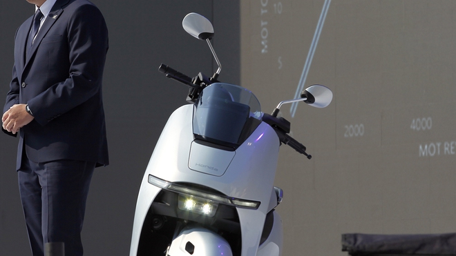 Xe máy điện Honda UC3 về Việt Nam, sạc đầy chạy được tối đa 120 km- Ảnh 5. Xe máy điện Honda UC3 về Việt Nam, sạc đầy chạy được tối đa 120 km - Ảnh 6.