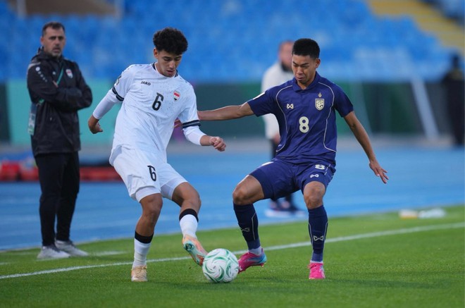 HLV Thawatchai: &lsquo;D&ugrave; chỉ c&ograve;n 1% cơ hội, v&agrave;o tứ kết, U.23 Th&aacute;i Lan cũng quyết thắng Trung Quốc&rsquo;- Ảnh 2.