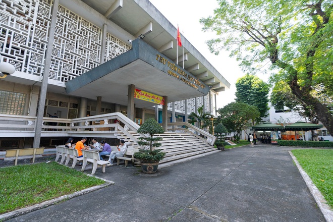 Thư viện Khoa học tổng hợp TP.HCM từng l&agrave; xưởng in tiền, nh&agrave; t&ugrave; kh&eacute;t tiếng- Ảnh 8.