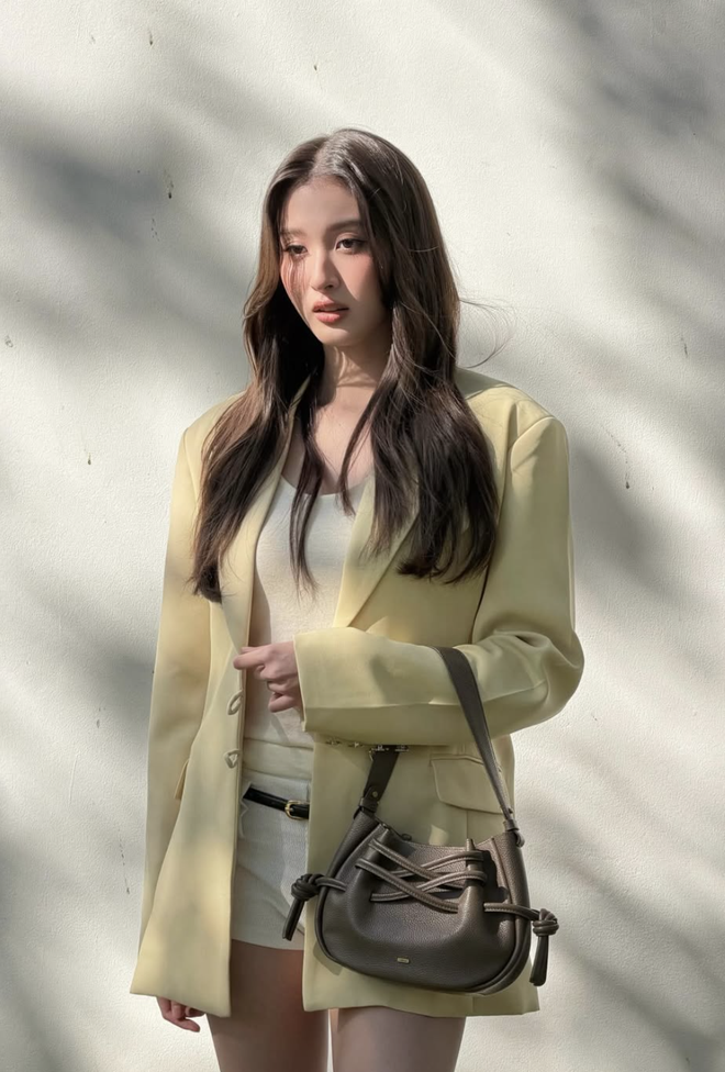 Áo blazer và những bản phối dễ áp dụng cho nàng bận rộn- Ảnh 5.