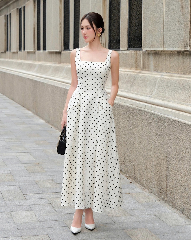 5 chiếc váy midi sang trọng, hợp cả đi làm lẫn đi tiệc cuối năm- Ảnh 10. 5 chiếc váy midi sang trọng, hợp cả đi làm lẫn đi tiệc cuối năm- Ảnh 10.