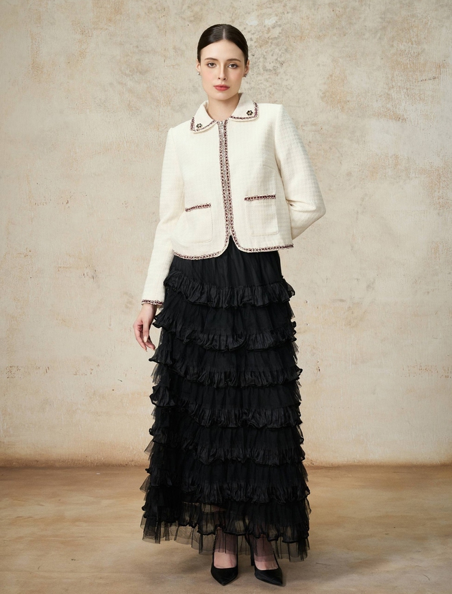 Váy dài và áo khoác tweed dáng ngắn, cặp đôi hoàn hảo cho những ngày cuối năm- Ảnh 11.