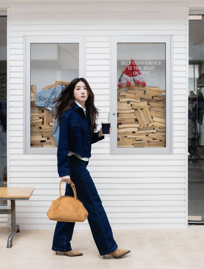 Phối đồ denim đồng điệu cho phong cách thời thượng mỗi ngày- Ảnh 1.