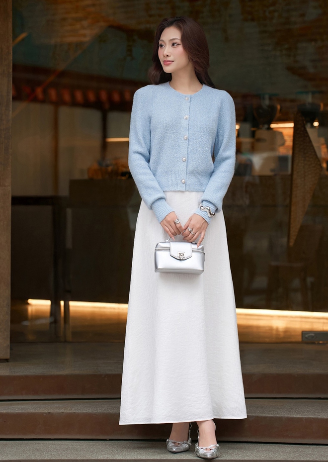 Áo len mặc ngoài váy, diện lúc nào cũng đẹp, dịu dàng mà lại ấm áp- Ảnh 9.