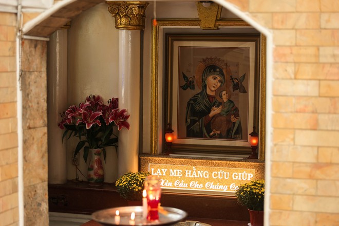 B&iacute; ẩn thi thể gi&aacute;o d&acirc;n hơn 100 năm trong nh&agrave; thờ cổ ở TP.HCM- Ảnh 5.