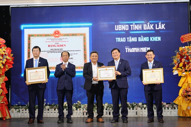 Kỷ niệm 40 năm B&aacute;o Thanh Ni&ecirc;n v&agrave; h&agrave;nh tr&igrave;nh &lsquo;vượt kh&oacute;&rsquo;- Ảnh 4.