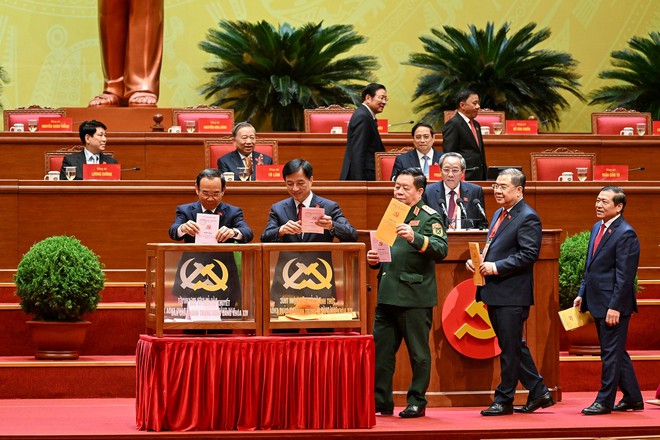 H&igrave;nh ảnh l&atilde;nh đạo Đảng, Nh&agrave; nước bỏ phiếu bầu Ban Chấp h&agrave;nh Trung ương Đảng kh&oacute;a XIV- Ảnh 7.