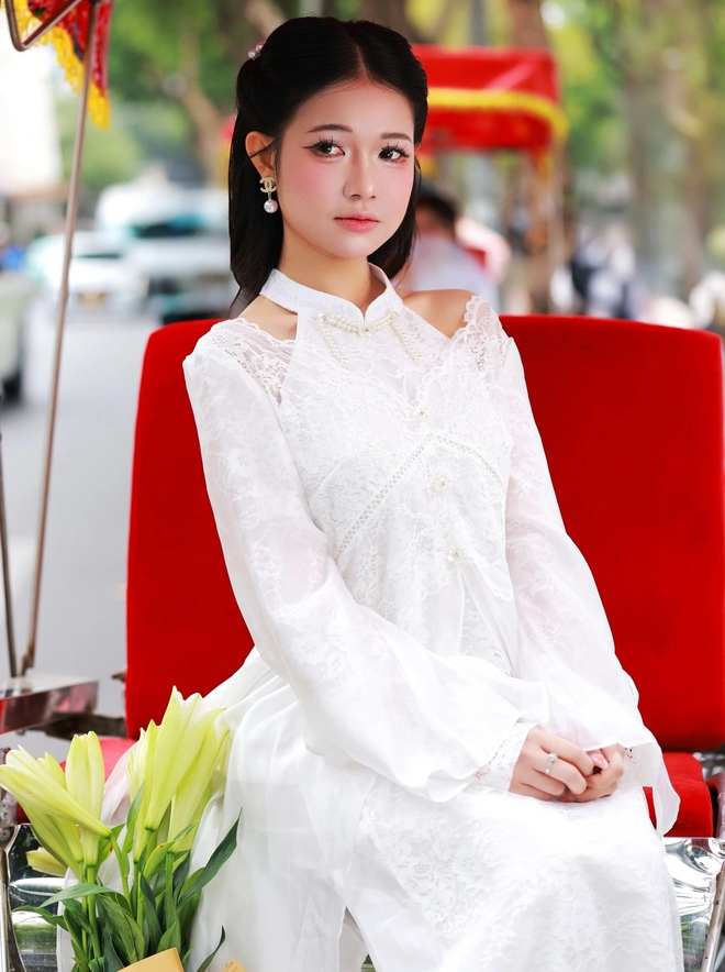 Thời trang đường phố lên ngôi mỗi dịp lễ, cuối tuần- Ảnh 11.