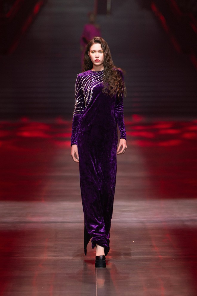 Nhung trở lại mùa tết: mặc sao cho sang mà không 'già'?- Ảnh 8. Nhung trở lại mùa tết: mặc sao cho sang mà không 'già'?- Ảnh 8.