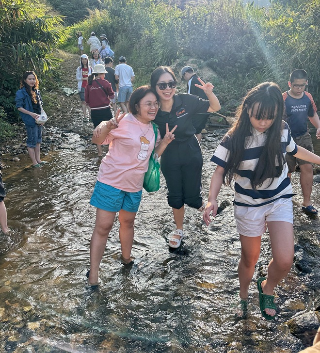 'Vườn thú lớn nhất bầu trời': Trước tết, nhiều người TP.HCM vượt hàng trăm km để ngắm - Ảnh 13.