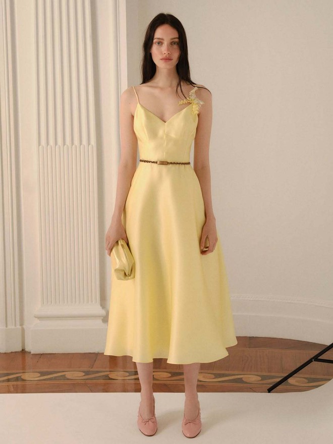 Những gam màu may mắn ai cũng mặc dịp đầu năm - Ảnh 6.