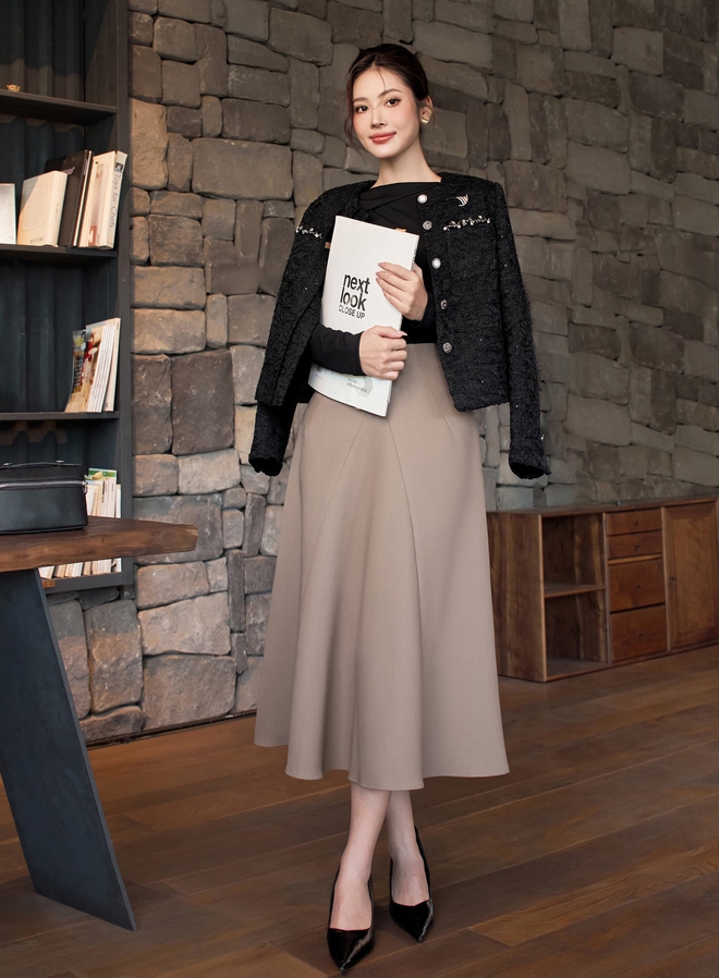 Phối áo khoác và váy dài - Ảnh 4.
