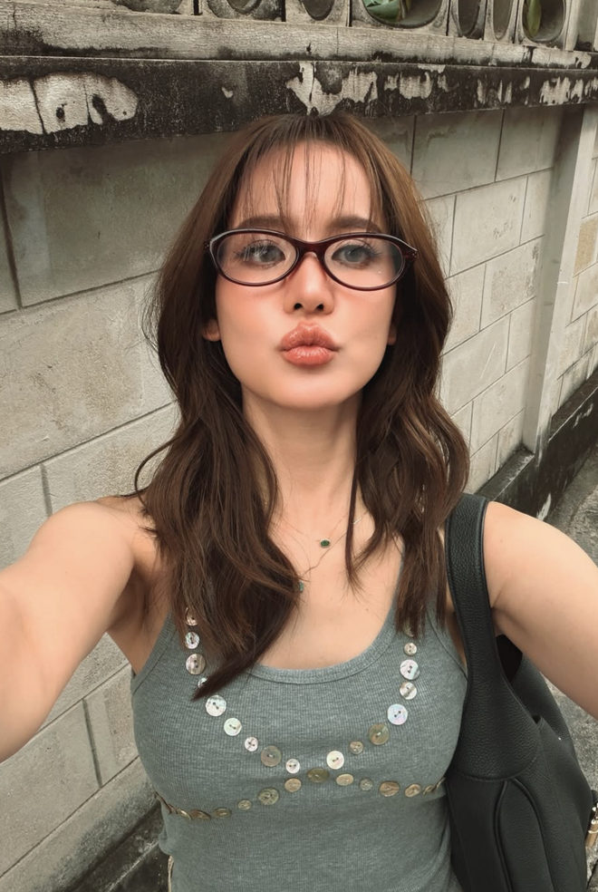 Áo tank top tôn dáng tinh tế cho nàng yêu vẻ đẹp gọn gàng  - Ảnh 1.