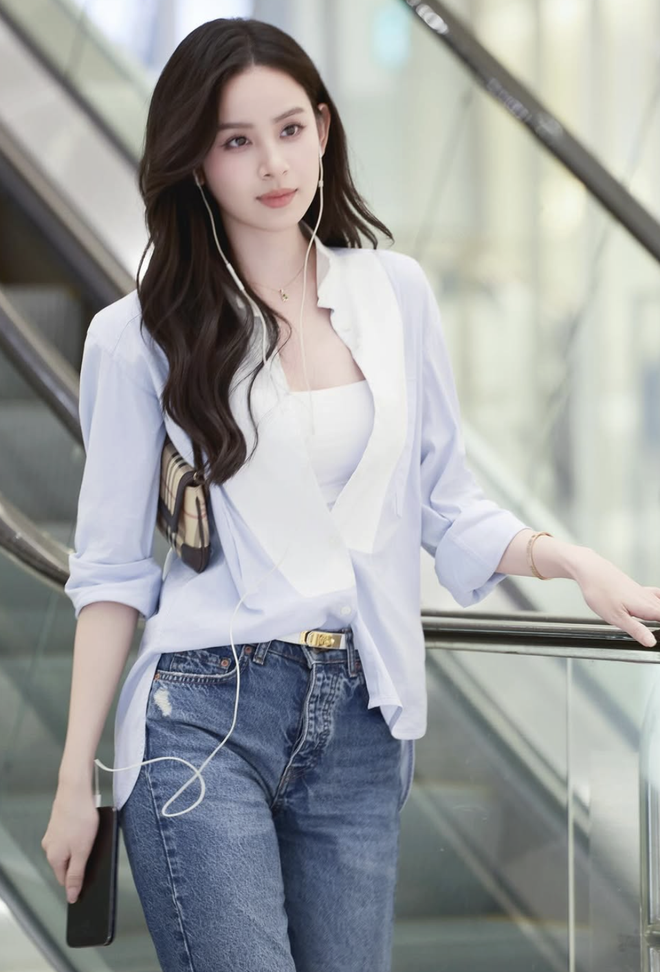 Diện áo sơ mi khoác ngoài giúp nàng làm mới phong cách hằng ngày- Ảnh 1.