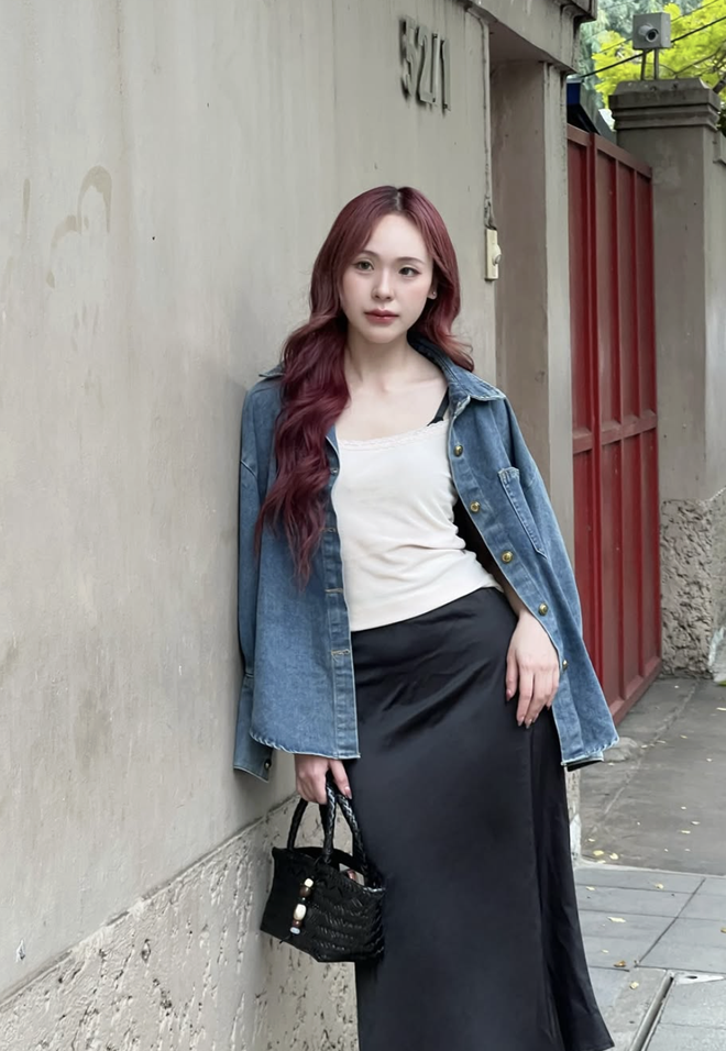 Diện áo sơ mi khoác ngoài giúp nàng làm mới phong cách hằng ngày- Ảnh 4.