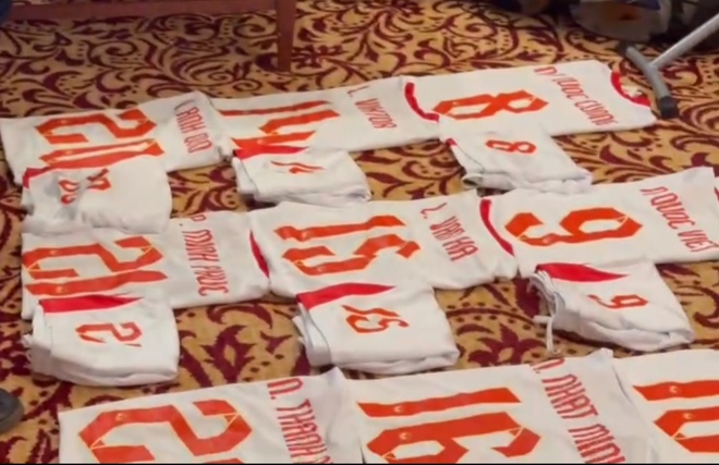 AFC l&agrave;m việc &lsquo;n&oacute;ng&rsquo; với U.23 Việt Nam, kiểm tra kỹ k&iacute;ch thước số &aacute;o v&agrave; tuy&ecirc;n bố c&oacute; VAR- Ảnh 3.