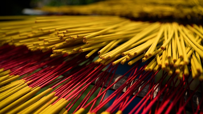 L&agrave;m nhang tết ở TP.HCM: Người gi&agrave; mong người trung ni&ecirc;n giữ nghề - Ảnh 11.