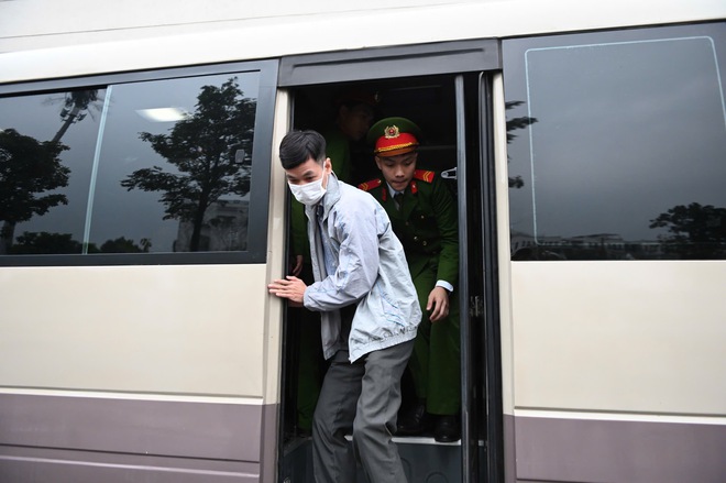 2 cựu Cục trưởng Cục An toàn thực phẩm hầu tòa vì nhận hối lộ- Ảnh 4. 2 cựu Cục trưởng Cục An toàn thực phẩm hầu tòa vì nhận hối lộ- Ảnh 4.