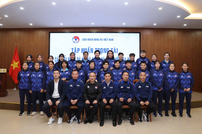 VFF tổ chức tập huấn đặc biệt, 65/66 trọng tài Việt Nam đạt chuẩn thể lực- Ảnh 1. VFF tổ chức tập huấn đặc biệt, 65/66 trọng tài Việt Nam đạt chuẩn thể lực- Ảnh 1.