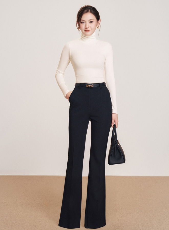 Quần ống loe, chân váy bút chì... tôn chân dài và còn dễ phối đồ Quần ống loe, chân váy bút chì... tôn chân dài và còn dễ phối đồ- Ảnh 5.