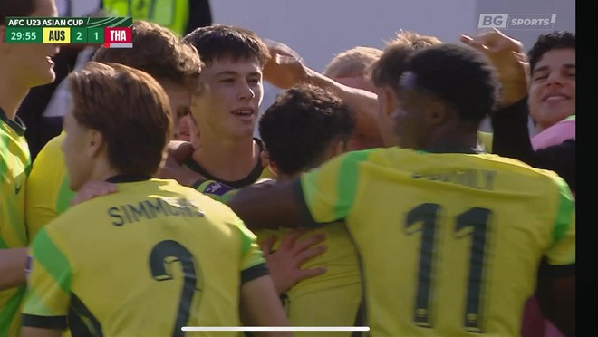 U.23 Th&aacute;i Lan vừa ghi b&agrave;n đ&atilde; d&iacute;nh thẻ đỏ, thua ngược đau đớn U.23 &Uacute;c- Ảnh 4.