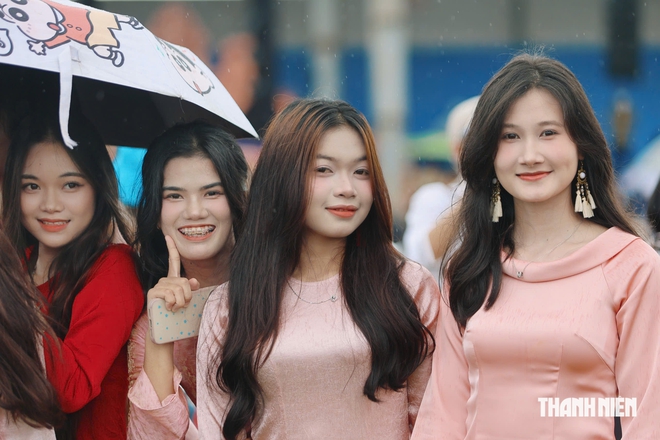 Thiếu nữ Chăm rạng rỡ tại lễ hội Kat&ecirc; 2026 - Ảnh 7.