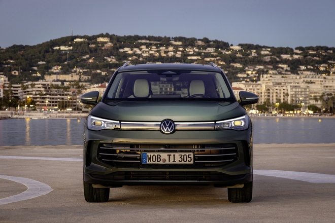 Volkswagen thay đổi chiến lược SUV tại Việt Nam, Tiguan và Tayron có gì khác biệt? - Ảnh 1.