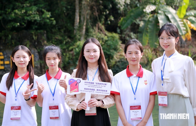 Thanh niên Việt - Trung tham quan Khu di tích quốc gia đặc biệt Pác Bó- Ảnh 4.