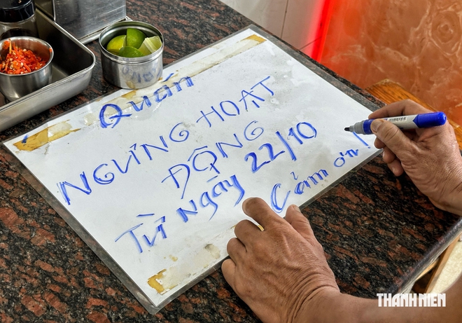 Hết hôm nay, quán ăn nổi tiếng TP.HCM nằm sát chợ Bến Thành đóng cửa vĩnh viễn - Ảnh 3.
