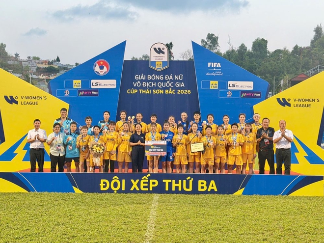 Th&aacute;i Nguy&ecirc;n T&T vượt mặt H&agrave; Nội I, gi&agrave;nh vị tr&iacute; &aacute; qu&acirc;n giải nữ VĐQG 2026 - Ảnh 4.