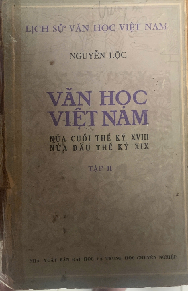 GS Nguyễn Lộc, người dành cả đời nghiên cứu, tôn vinh văn học cổ điển dân tộc - Ảnh 4.