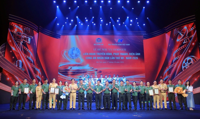 C&ocirc;ng an H&agrave; Nội nhất to&agrave;n đo&agrave;n tại Li&ecirc;n hoan truyền h&igrave;nh, ph&aacute;t thanh, điện ảnh CAND
- Ảnh 1.