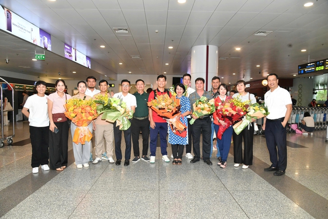 Các cô gái vàng cầu mây về nước sau tiếng vang lớn ở ASIAD 20 - Ảnh 11.