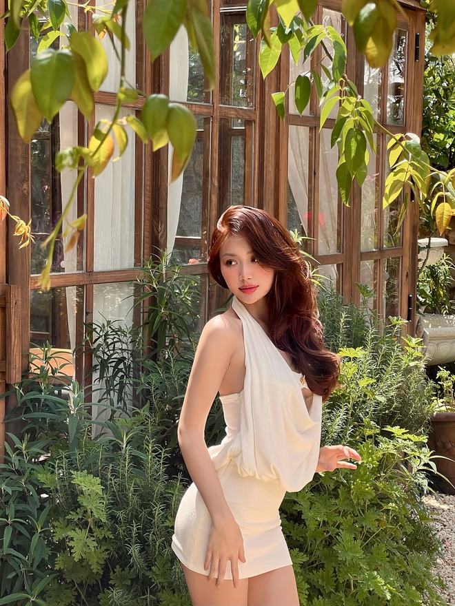 Ngắm thời trang đường phố qua những sắc trắng nổi bật - Ảnh 8.