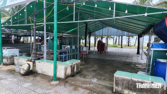 Hàng quán dọc biển Nhật Lệ phải di dời ngay trong 5 ngày cảnh báo mưa lớn?- Ảnh 4.