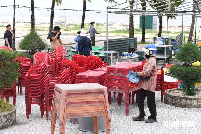 Bãi biển Nhật Lệ ngày hàng chục hàng quán tháo dỡ, trả lại mặt bằng - Ảnh 11.