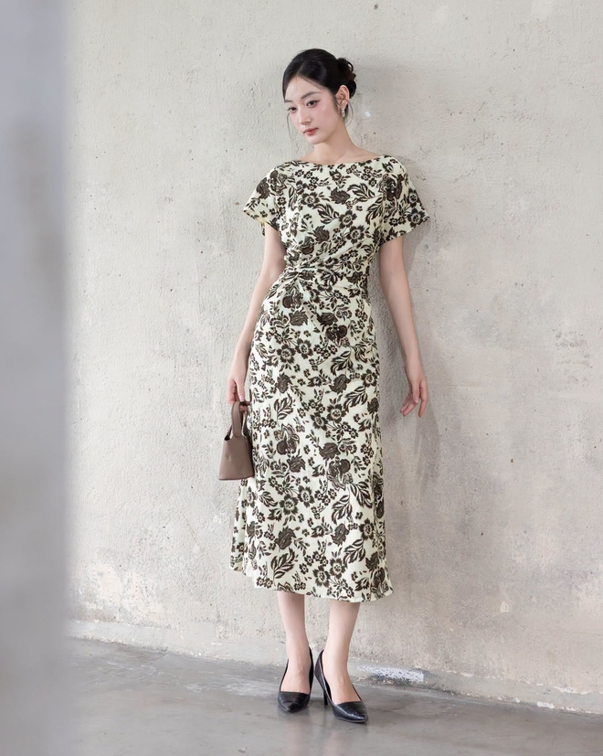 Váy dài, quần ống rộng và giày cao gót, bộ ba hoàn hảo cho style tối giản- Ảnh 8.