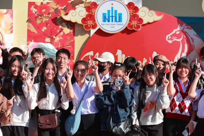 Tuyển sinh ĐH 2026: Lưu ý thứ tự nguyện vọng để vào đúng ngành yêu thích - Ảnh 2.