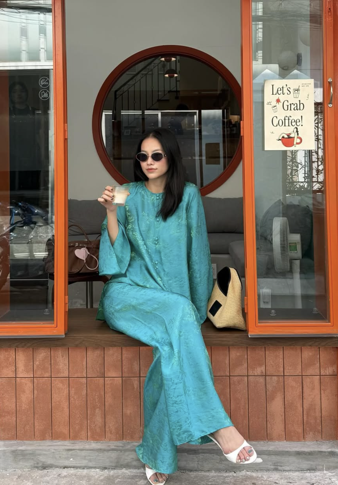 Diện đồ bà ba du xuân, giản dị tạo dấu ấn riêng- Ảnh 7.