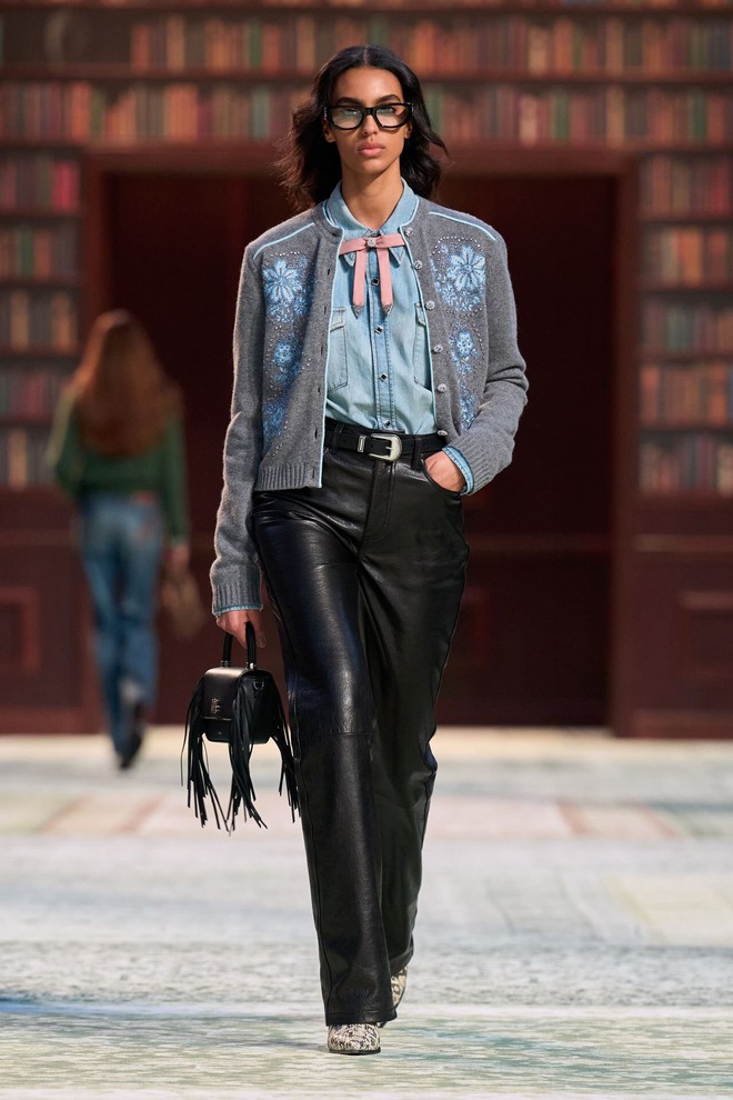 Mẹo nhỏ 'biến' đồ xưa thành phong cách phố thị cho các nàng yêu vintage style - Ảnh 4.