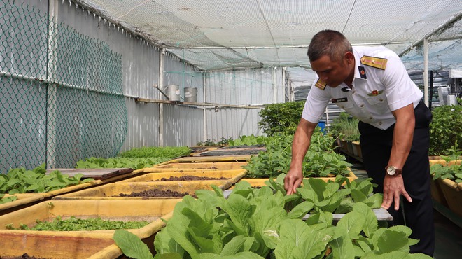 Tết của những 'cột mốc sống' tr&ecirc;n biển, m&atilde;i v&igrave; chủ quyền Tổ quốc thi&ecirc;ng li&ecirc;ng- Ảnh 27.