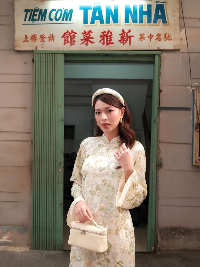 Túi xách nhỏ xinh nâng tầm bản phối áo dài du xuân 2026- Ảnh 4.