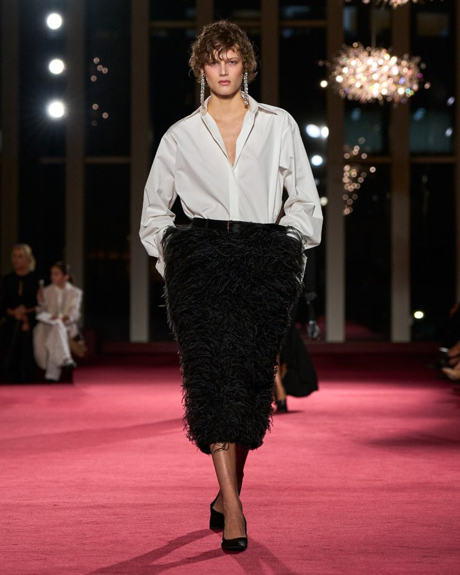 5 công thức phối đồ giúp chị em nổi bật từ nhà ra phố- Ảnh 5. 5 công thức phối đồ giúp chị em nổi bật từ nhà ra phố- Ảnh 5.