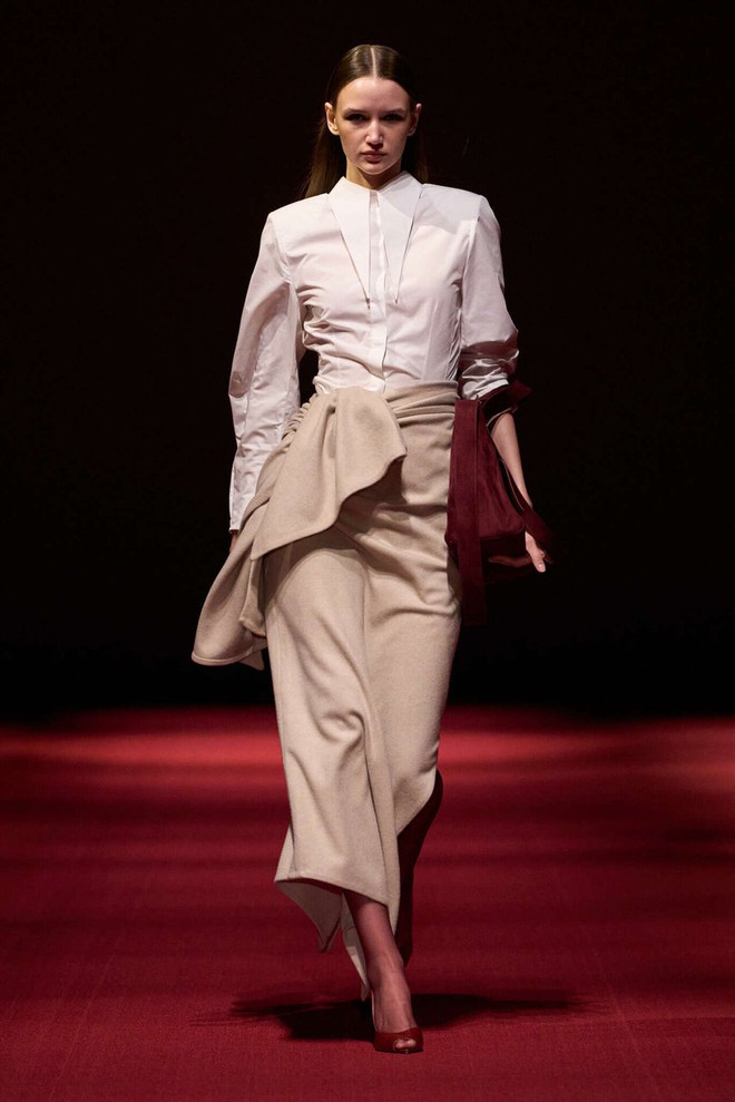 5 công thức phối đồ giúp chị em nổi bật từ nhà ra phố- Ảnh 4. 5 công thức phối đồ giúp chị em nổi bật từ nhà ra phố- Ảnh 4.