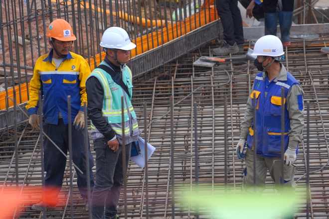 Cảnh nhộn nhịp trên đại công trường Sân bay Gia Bình những ngày cận tết - Ảnh 14.