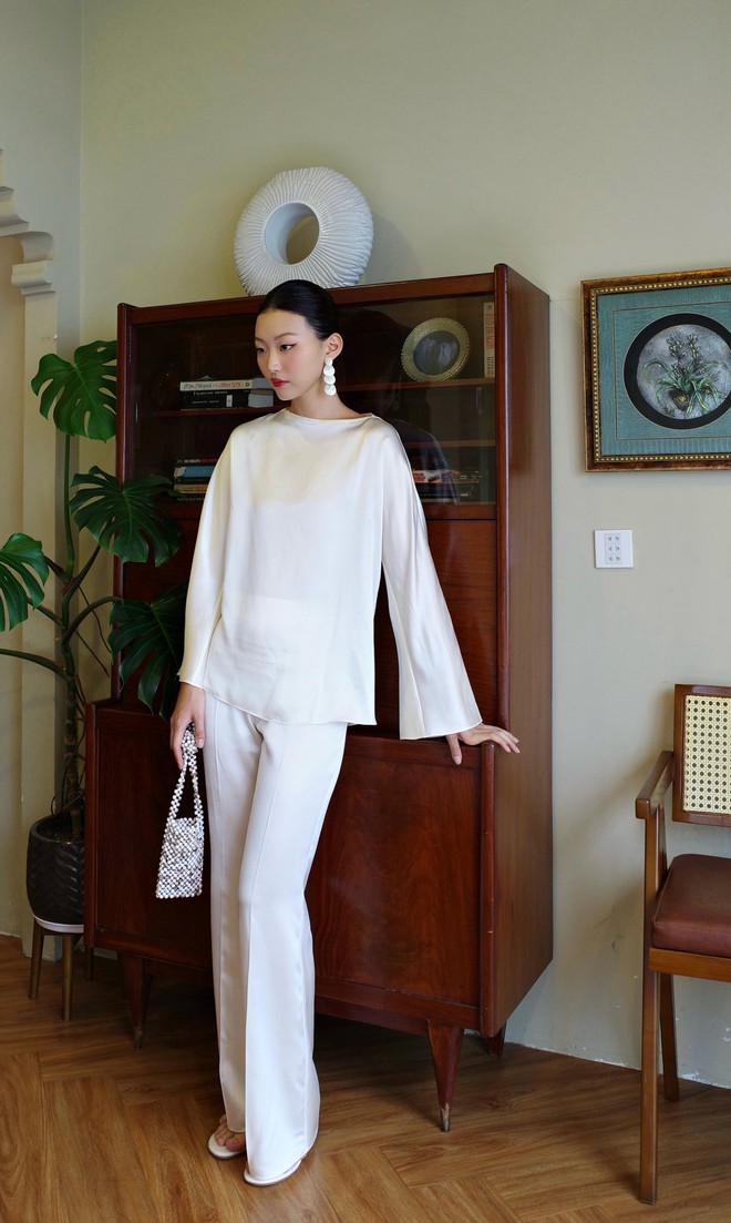 Ngoài áo dài, đây là những gợi ý mặc đẹp ngày đầu năm- Ảnh 4. Ngoài áo dài, đây là những gợi ý mặc đẹp ngày đầu năm- Ảnh 4.