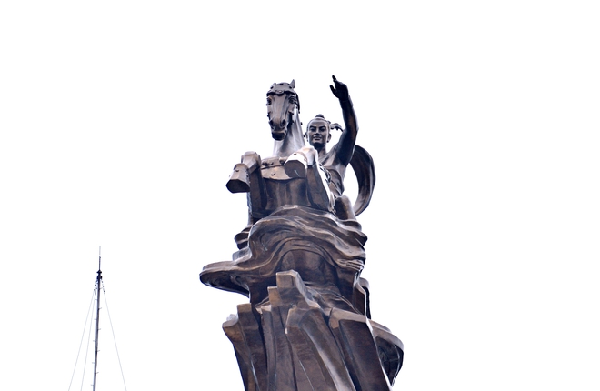 Điều &iacute;t biết về tượng đ&agrave;i nơi Th&aacute;nh Gi&oacute;ng cưỡi ngựa sắt về trời- Ảnh 4.