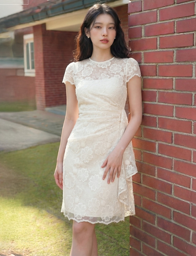 Diện váy hoa, đầm họa tiết, nàng lúc nào cũng trẻ trung xinh đẹp- Ảnh 8.