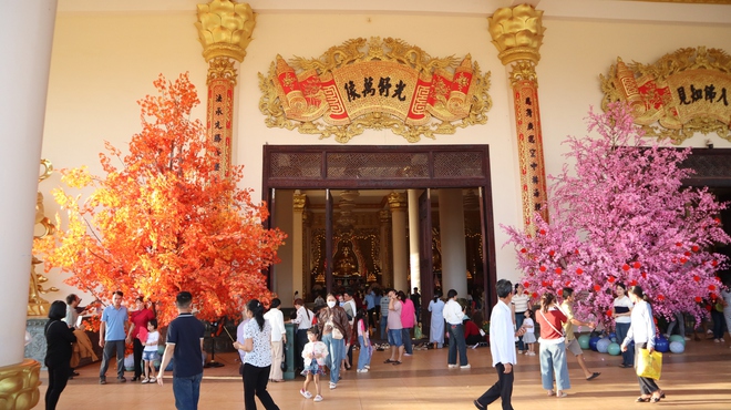 Du Xu&acirc;n ng&ocirc;i ch&ugrave;a c&oacute; tượng Đức Phật Th&iacute;ch Ca tọa thiền cao nhất Đ&ocirc;ng Nam &Aacute; - Ảnh 19.