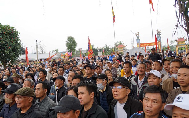 Sới vật gần 700 năm nóng rực đất cảng - Ảnh 8.